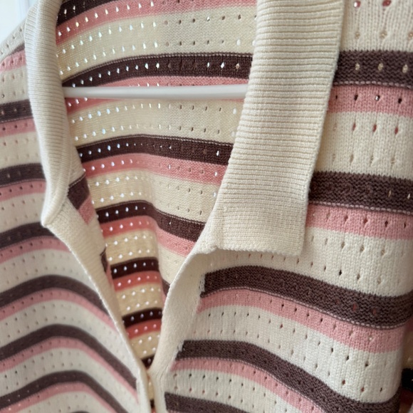 White Fox | Striped Button-Front Knit Top (M/L) - Picture 4 of 6